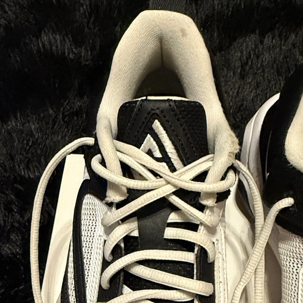 Nike Black and White Sneakers